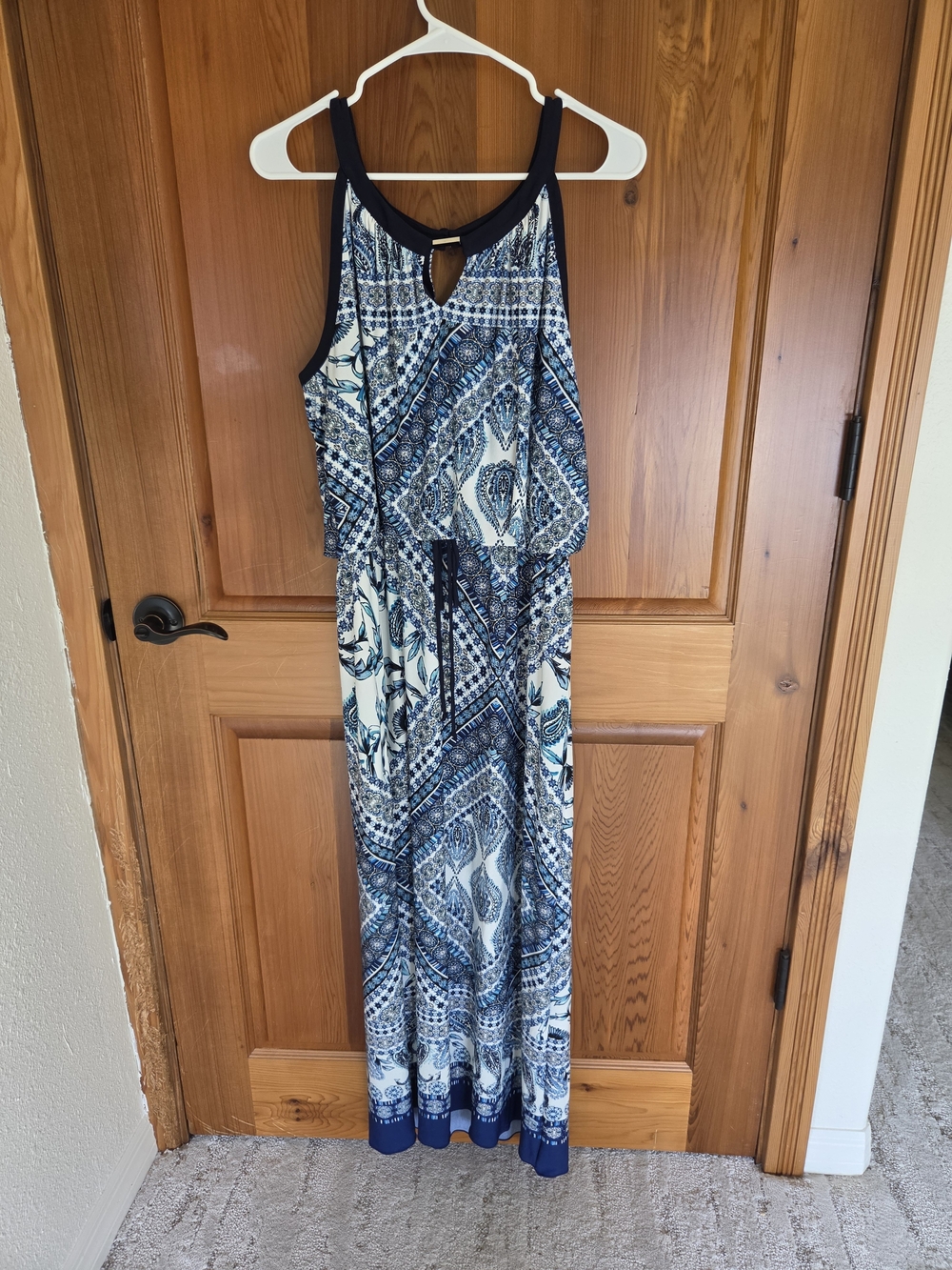 Enfocus Studio Blue and White Paisley Maxi Dress with Keyhole